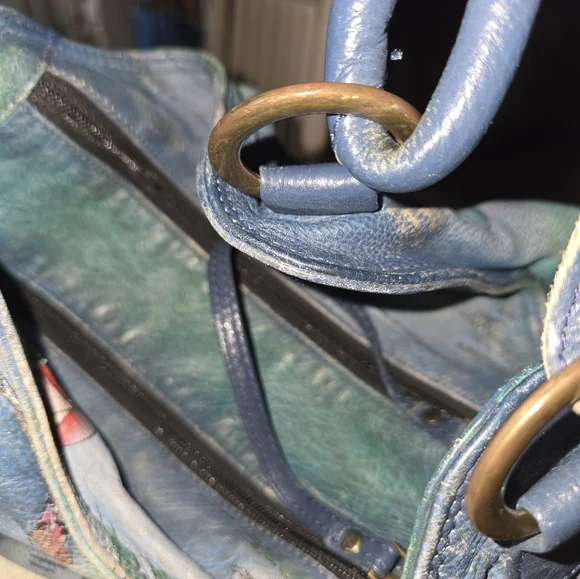 BEAUTIFUL  ALL LEATHER BUCKET KOI BAG Large - Picture 6 of 16